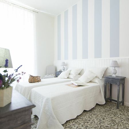 Lungomare Rooms&Charme La Spezia Exterior foto